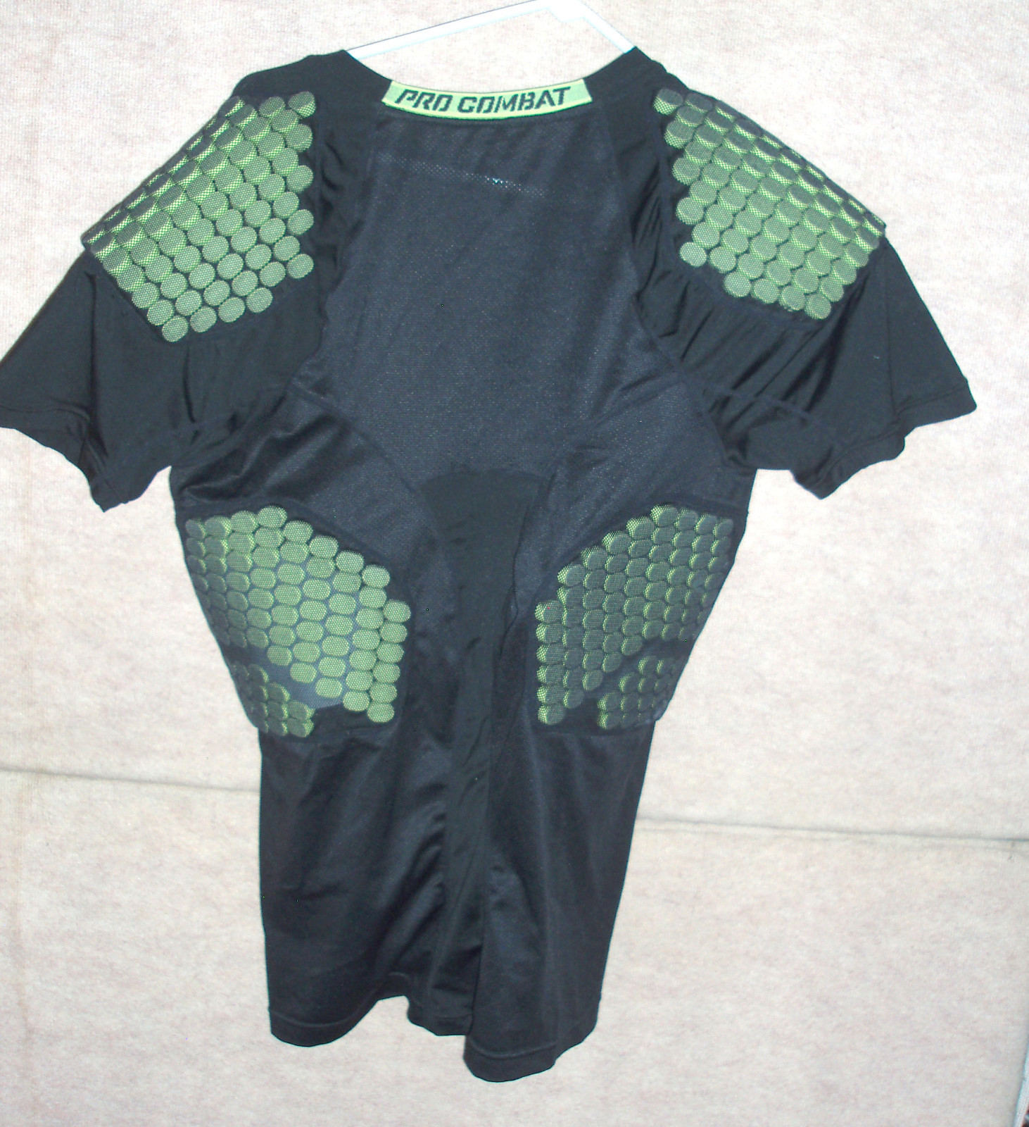 Men's black NIKE PRO Combat dri-fit  4 pad athletic / football shirt , sz XXL