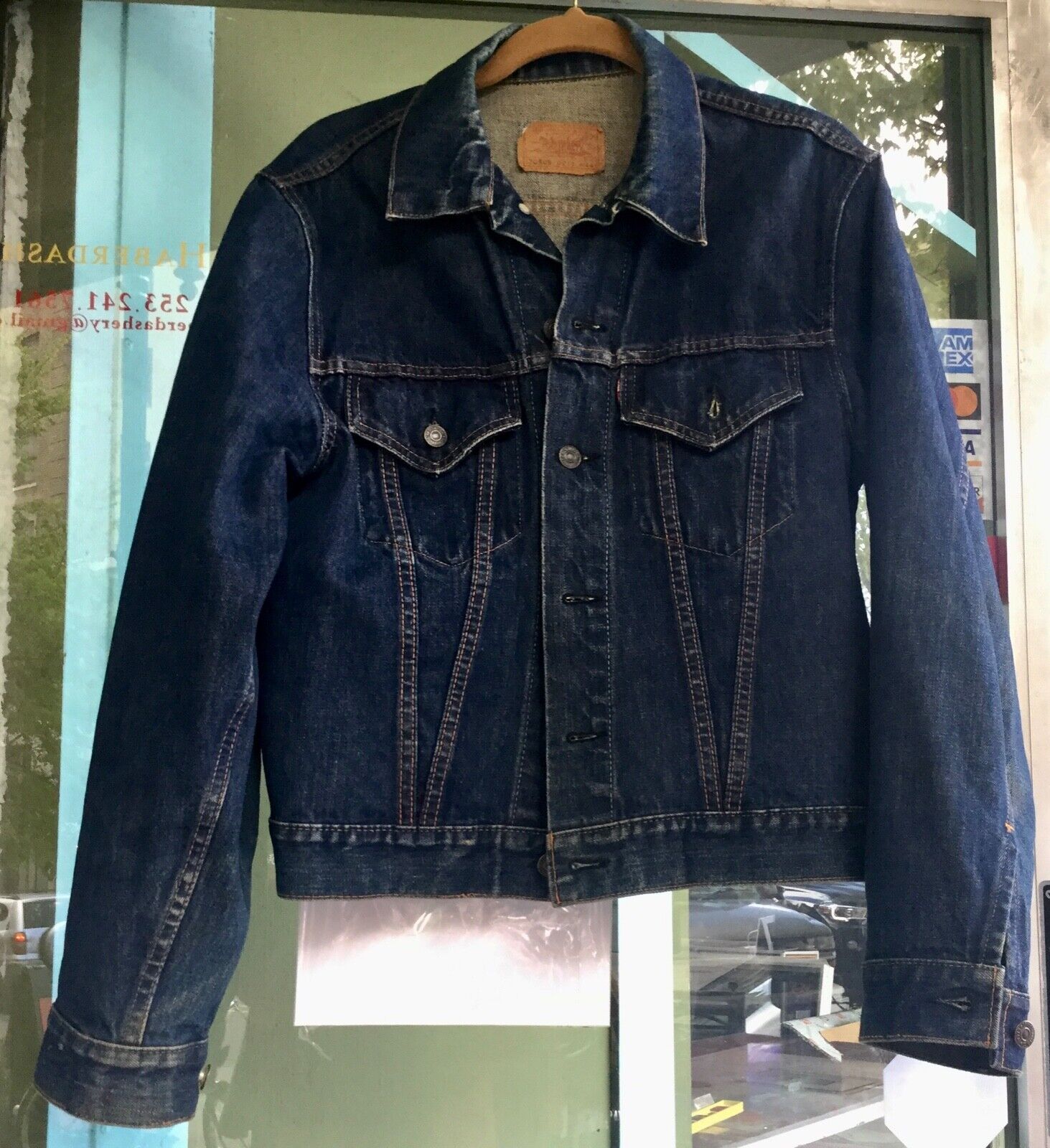 Vintage 1960's Levis Men's Denim Jacket Big E Type III 2 Vintage 1960's Levis Men's Denim Jacket Big E Type III 2