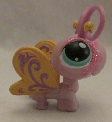 Littlest Pet Shop LPS Butterfly Purple Around the World Blue Eyes Magnet #397