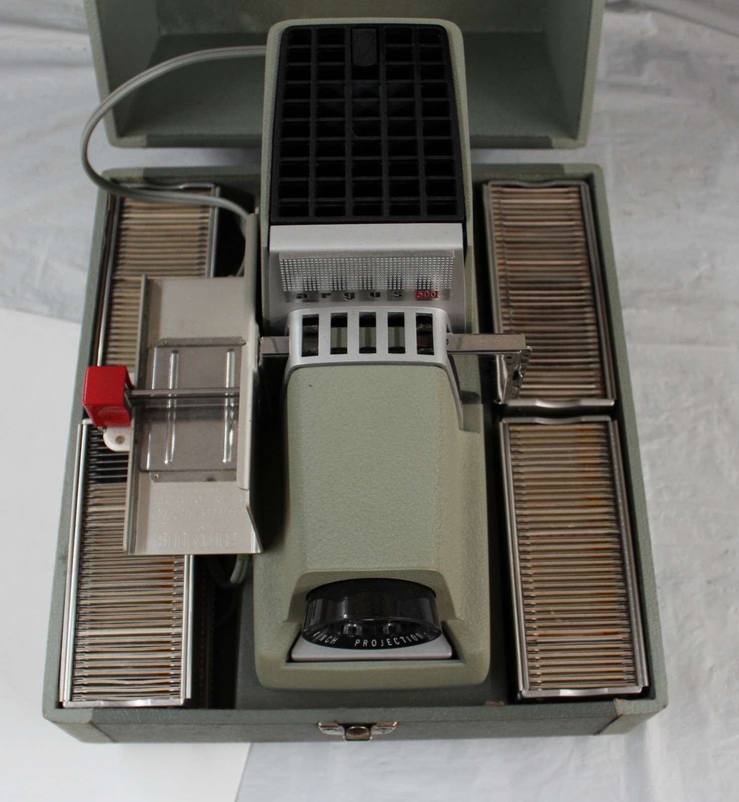 Argus Vintage 500 Slide Projector - Tested & Works Great!