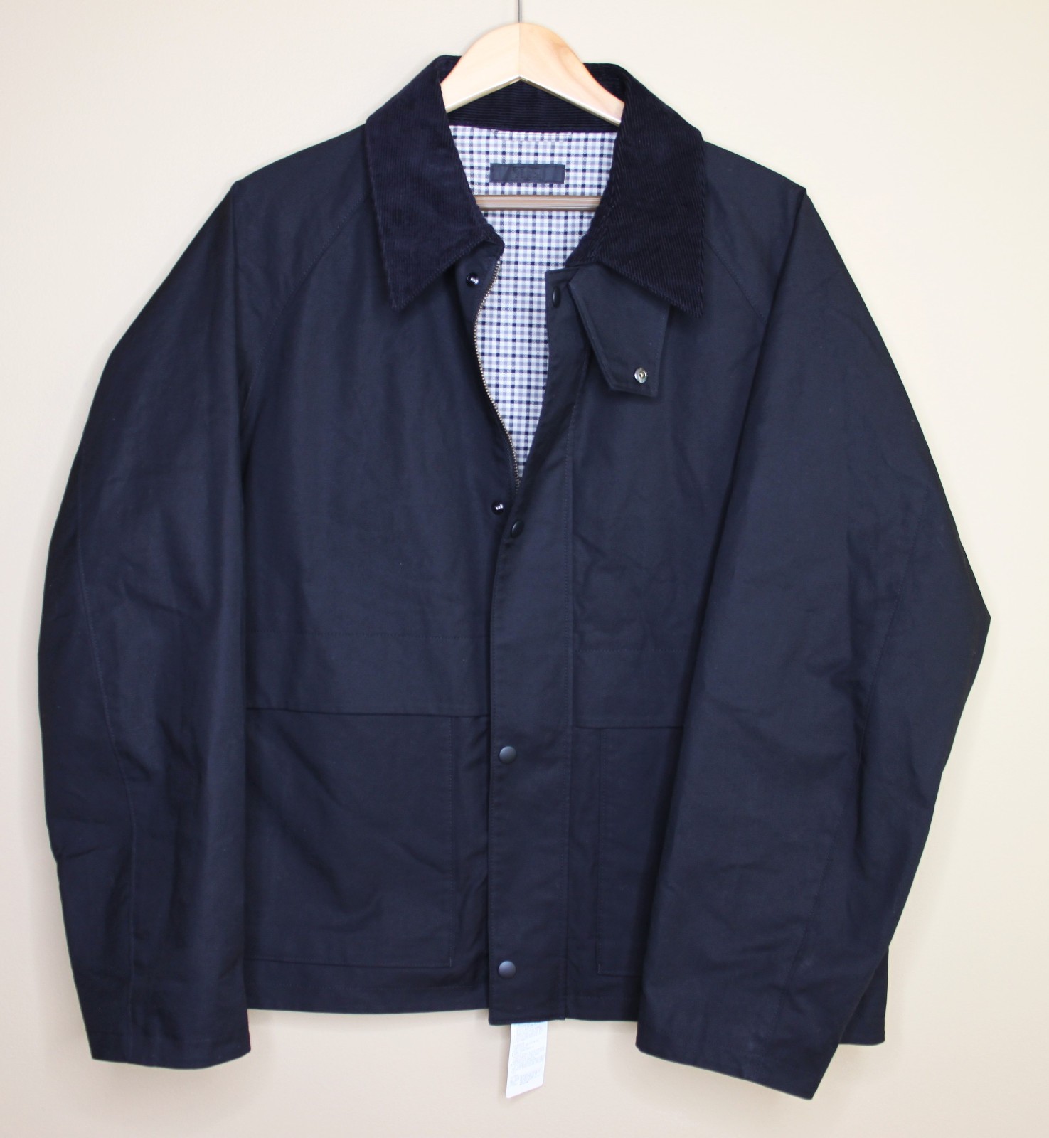 UNIVERSAL PRODUCTS “NO COLLAR BLOUSON” UNIVERSAL PRODUCTS “NO COLLAR BLOUSON” UNIVERSAL PRODUCTS