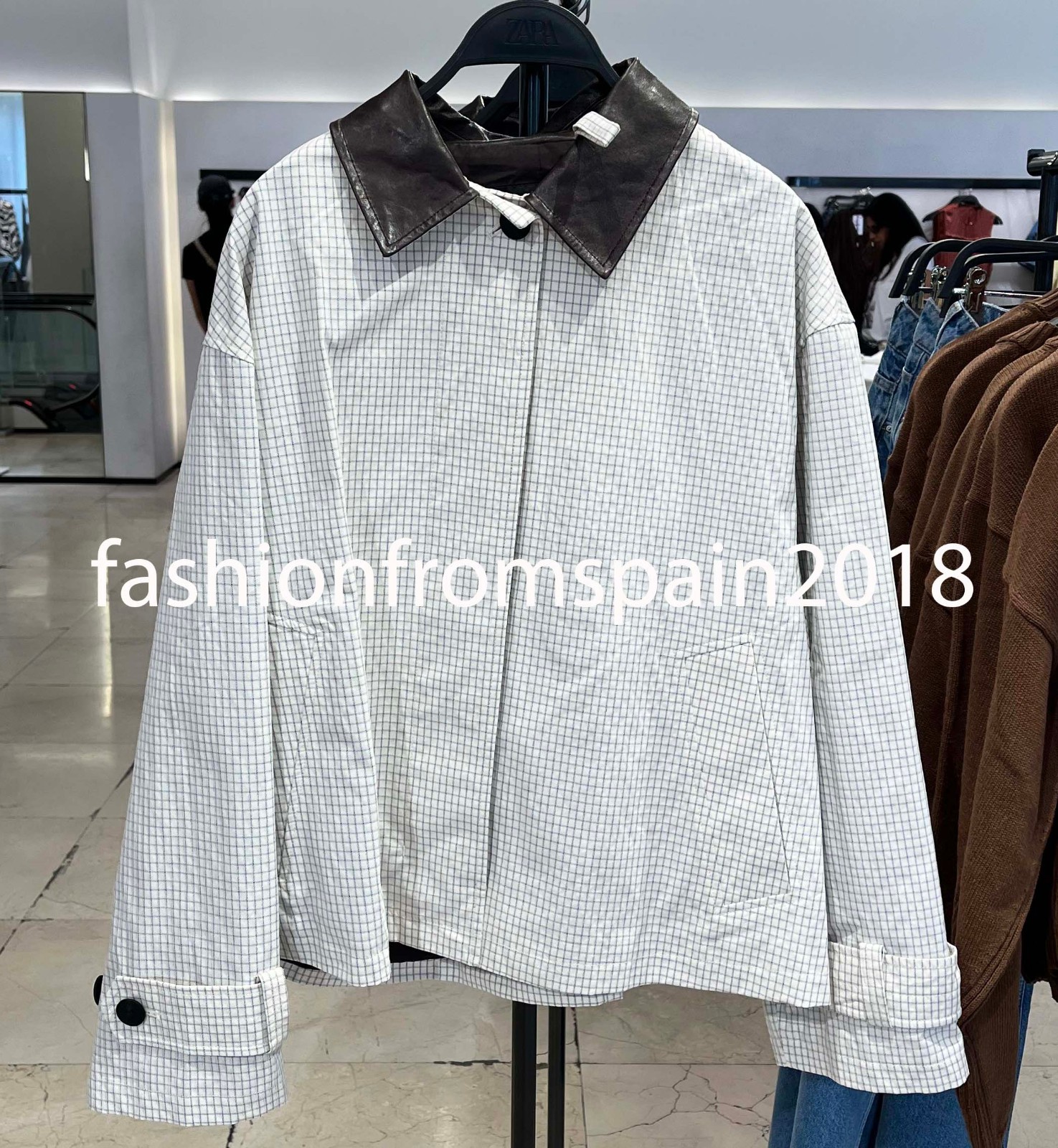 ZARA NEW WOMAN ZW FAUX LEATHER COLLAR SHORT TRENCH COAT