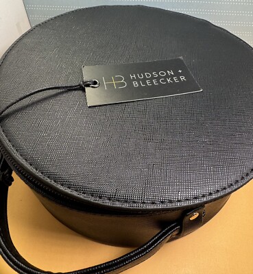 Hudson + Bleecker Preto Nomad Round Travel Makeup Case with a Clear Inner Bag