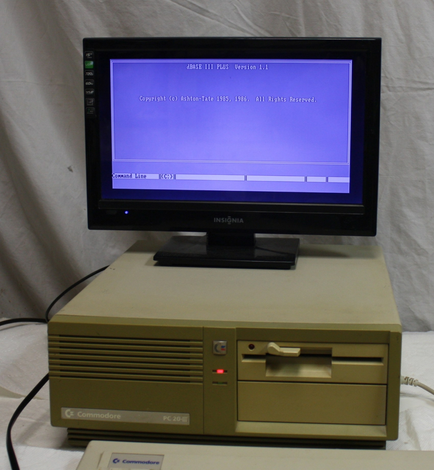 Vintage Commodore Colt PC20-III 8088 IBM PC Clone MS DOS 3.21 640kB RAM, TESTED!