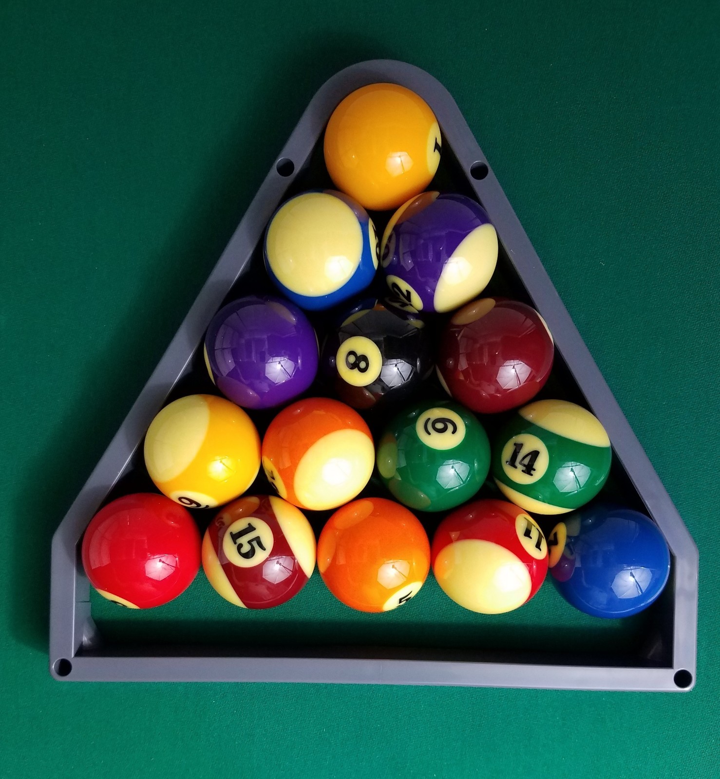 VICE RACK billiard ball rack - pool ball rack -  8-ball rack  Gray ABS plastic