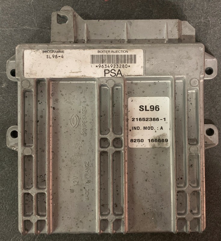 Calculateur Moteur Peugeot Citroen Sl96-4 9634923280 21652386-1