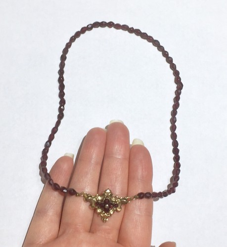 15k Antique Georgian Necklace faceted Garnet clasp Garnet beads