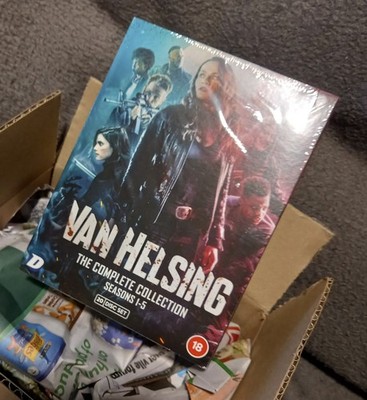VAN HELSING - The Complete Collection Seasons 1,2,3,4 & 5