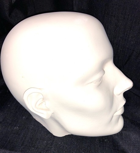 CALENDAR GIRLS JANUARY DICKSON ADEL ROOTSTEIN MANNEQUIN HEAD MANNEQUINS G04 G4