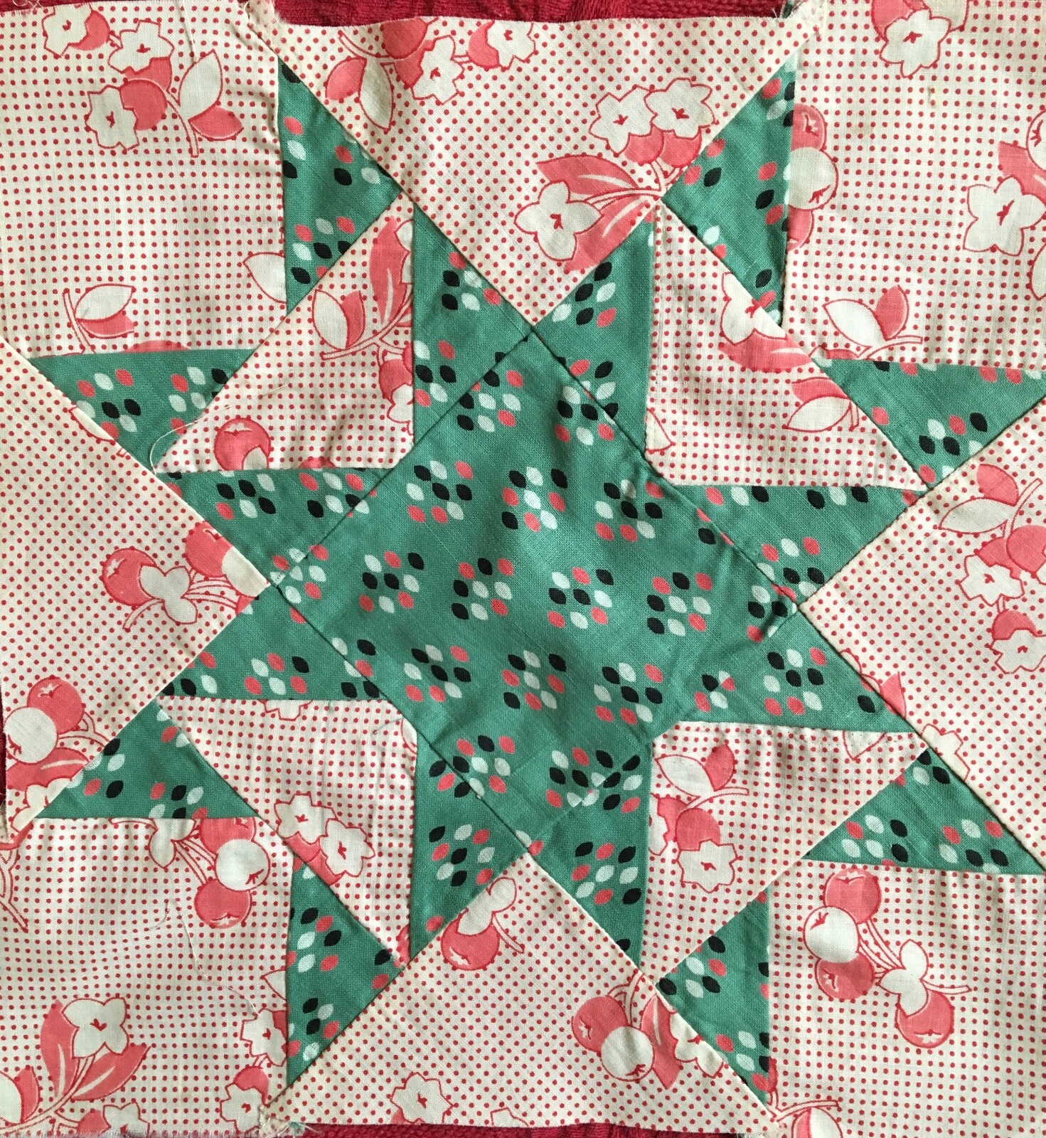 VINTAGE Lot of 6 QUILT SQUARES In Colorful Star Pattern 11 x 11