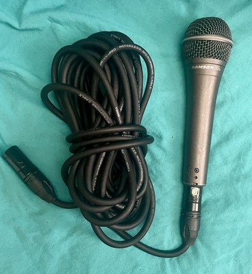 SAMSON Q7x Professional Dynamic Vocal Microphone (SAQ7X), Black + Tourtek Cable