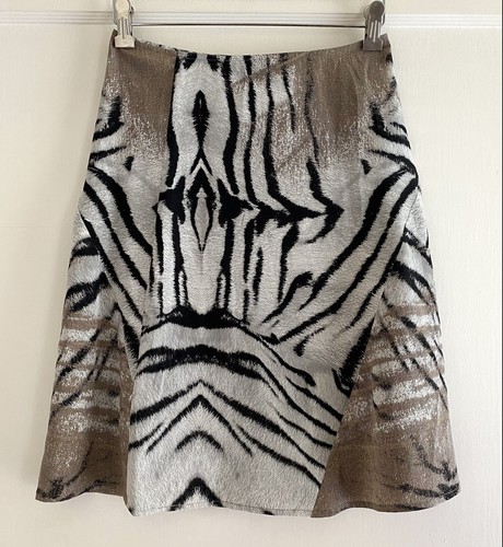 roberto cavalli【I 40】スカート 膝丈 柄×マスタード 美品 roberto cavalli【I 40】スカート 膝丈 柄×マスタード 美品