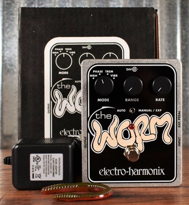 Electro-Harmonix EHX Worm Analog Wah Phaser Vibrato Tremolo Guitar Effect Pedal