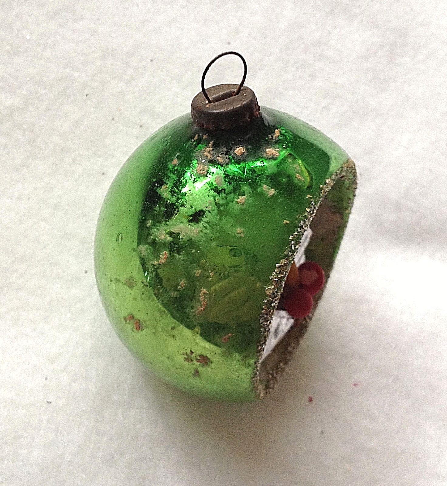 Vtg Japan Candy Cane Green Diorama Xmas Ornament PipeCleaner Holly Berry Glitter