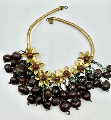 Vintage Old Unsigned Miriam Haskell ?? Golden Flowers and Seed Pods Necklace