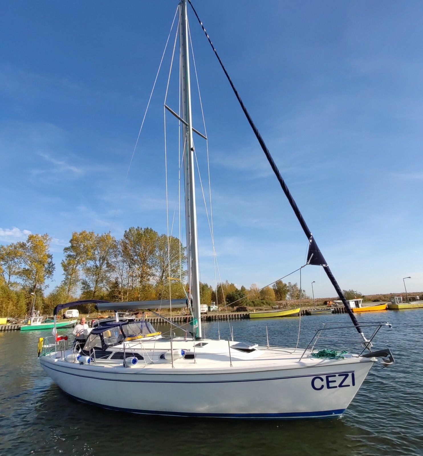 Catalina C36 mkII Bavaria sailboat yacht fin keel, tall rig major restoration