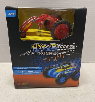 MUKIKIM Hyper Runner Stunt - Red   Remote Control Race Car NEW!
