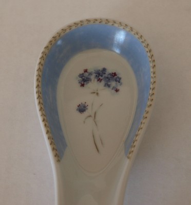 Heritage Mint, Ltd Enchanted Garden Spoon Rest Lavender Gentle Floral Fine China