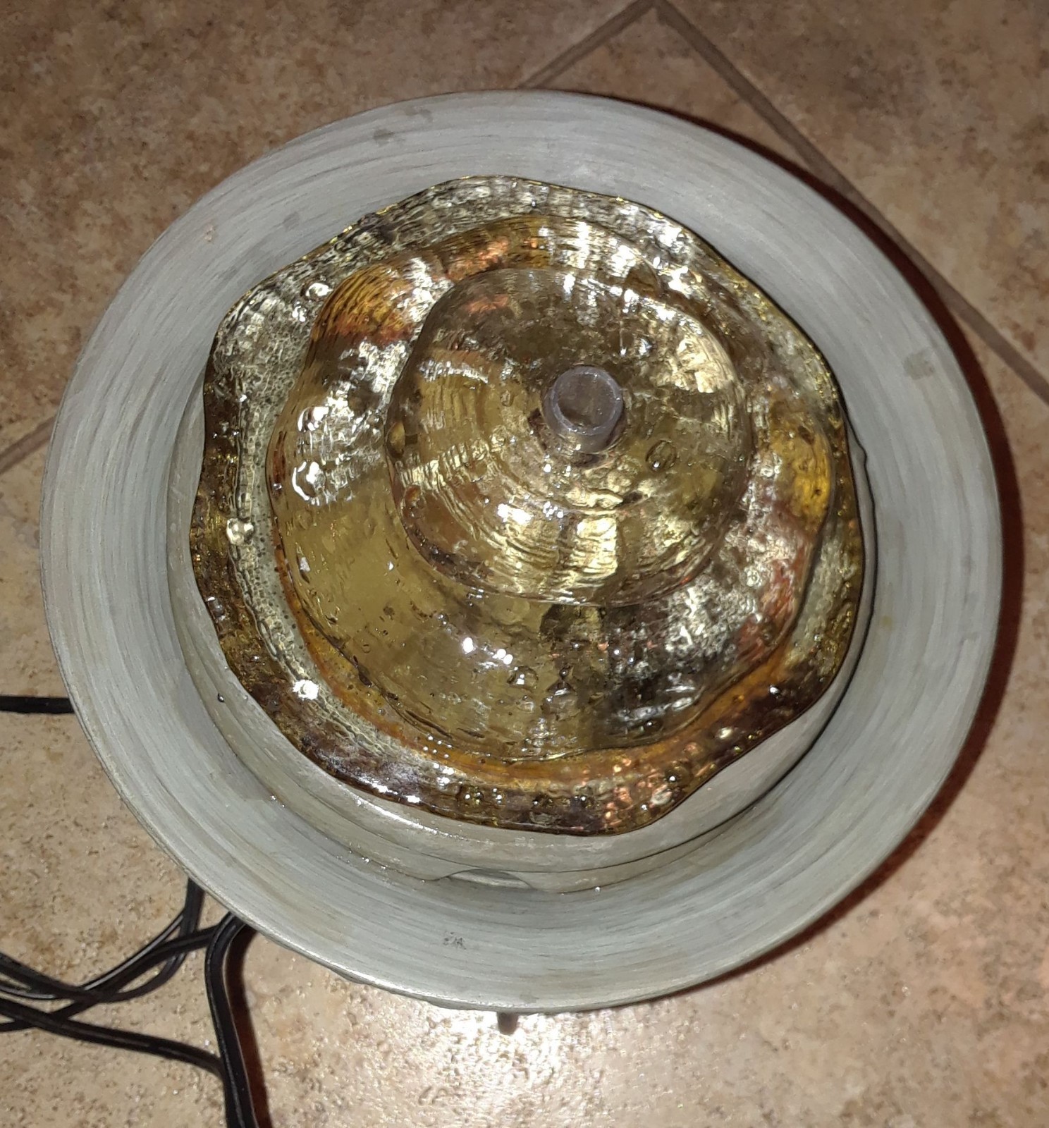 Relaxing Tabletop Fountain with light faux clay glass