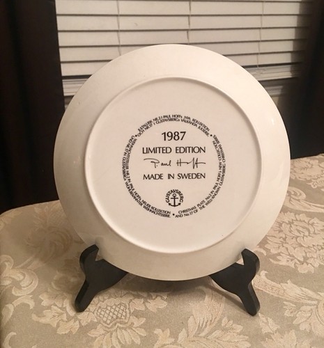 GUSTAVSBERG SWEDEN PAUL HOFF 1987 CHRISTMAS PLATE 8 1/2