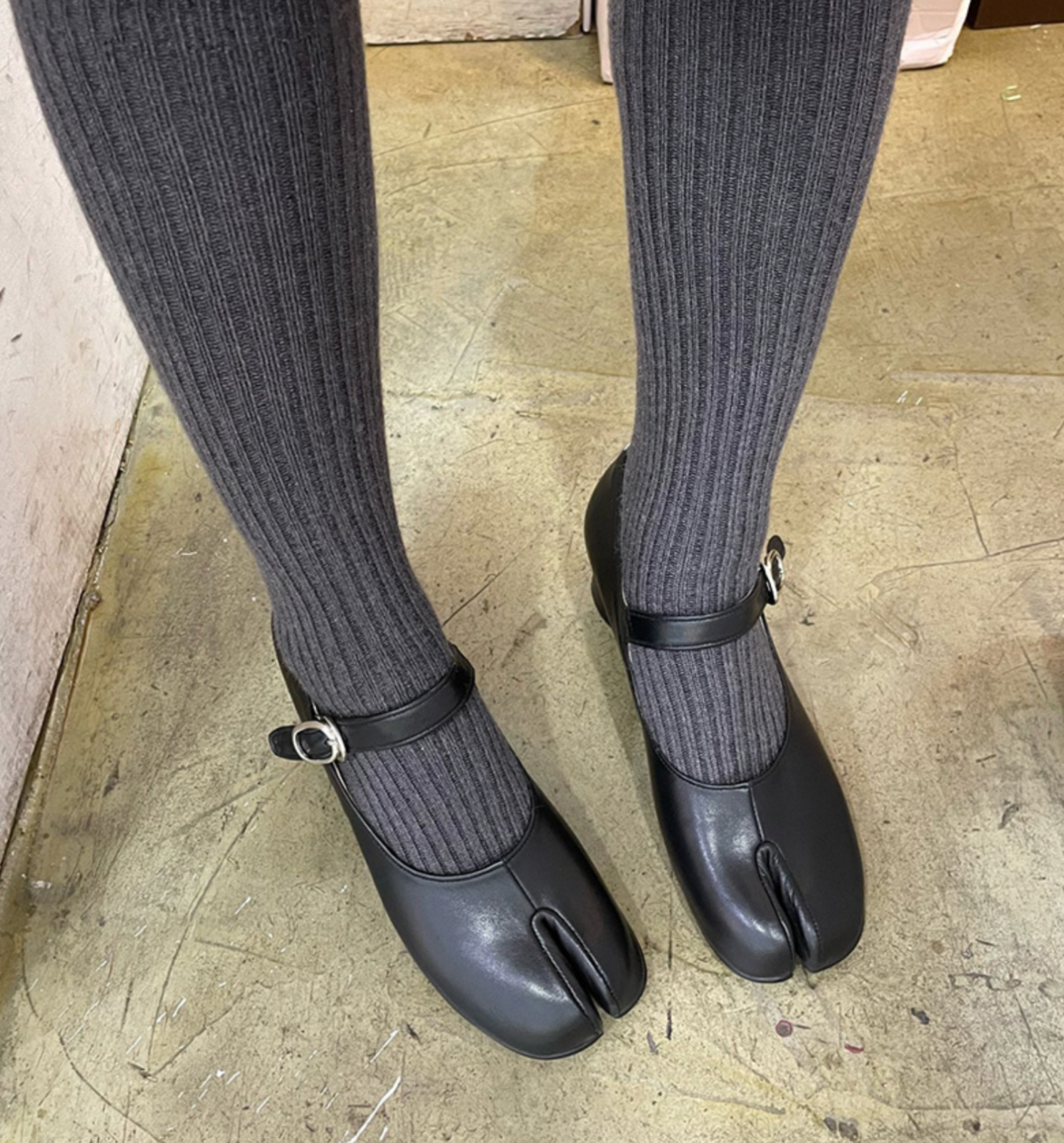 Pre-owned Handmade Women Cow Leather Tabi Heel Shoes Pumps Mary Jane Chuncky Heel Mid Roun In Black