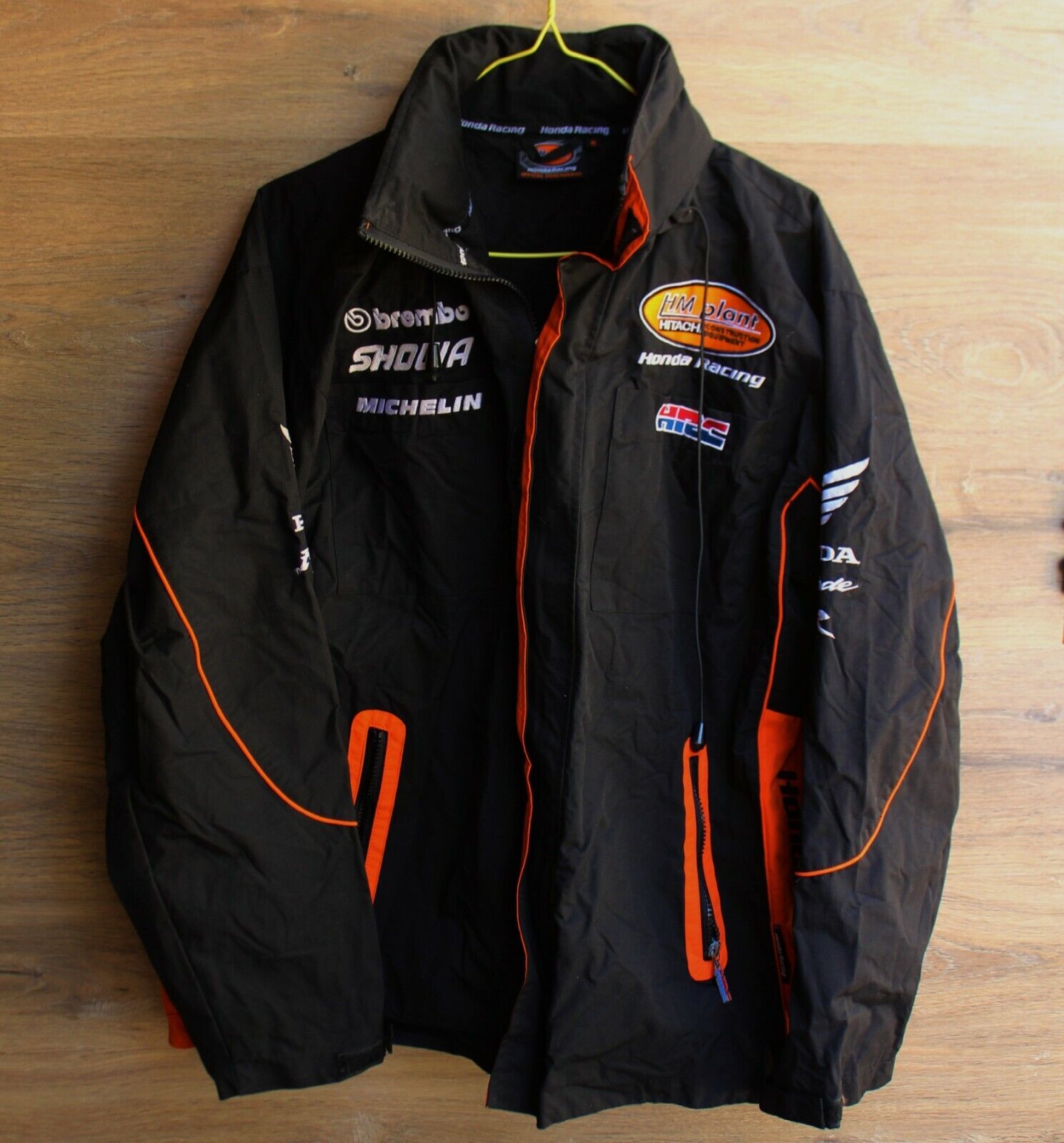 HONDA RACING TEAM OFFICIAL MERCHANDISE HITACHI JACKET COAT HONDA RACING TEAM OFFICIAL MERCHANDISE HITACHI JACKET COAT