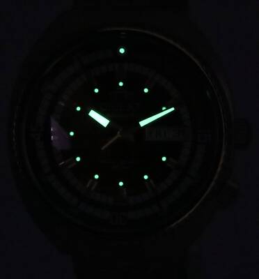 Pre-owned Orient Neo Classic Sport Automatic Day/date Diver Ra-aa0e05b19b 200m Mens Watch