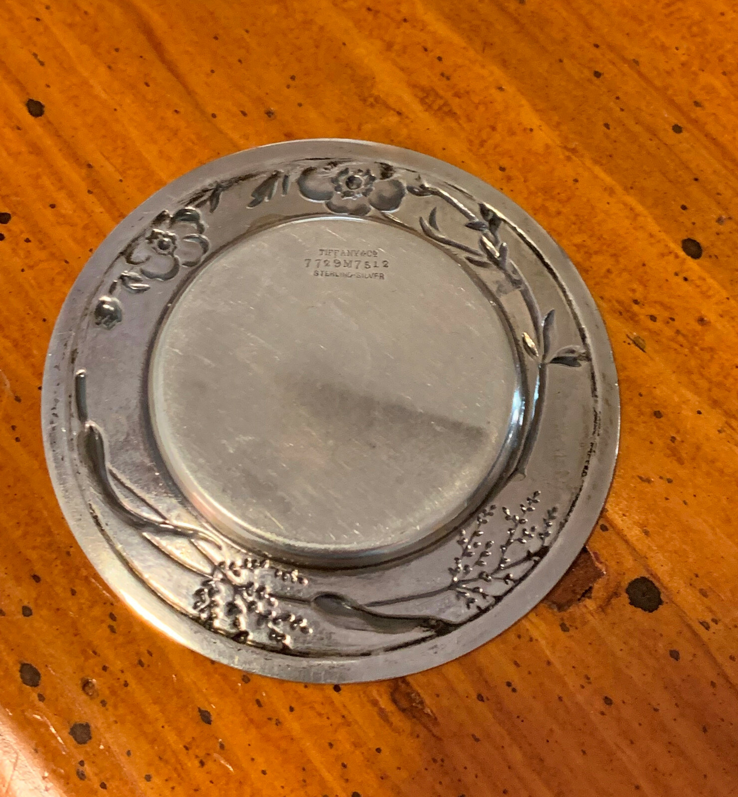 VICTORIAN ERA TIFFANY & CO. FLORAL BUTTER PAT VERY SIMILAR TO VINE PATTERN