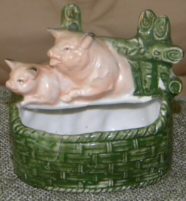 Figurines German Pink Pig Vatican