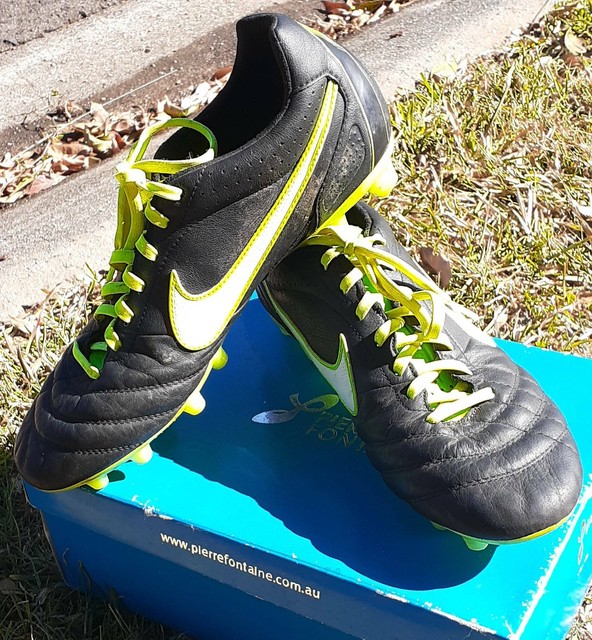 New Nike tiempo flight track shoes | Men's Shoes | Gumtree Australia Noosa Area - Tewantin 