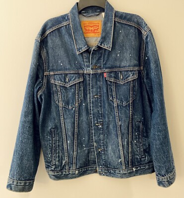 Levi's Men s Denim Paint Splatter Bastow Trucker Jacket SZ - XL (FITS LIKE A M)