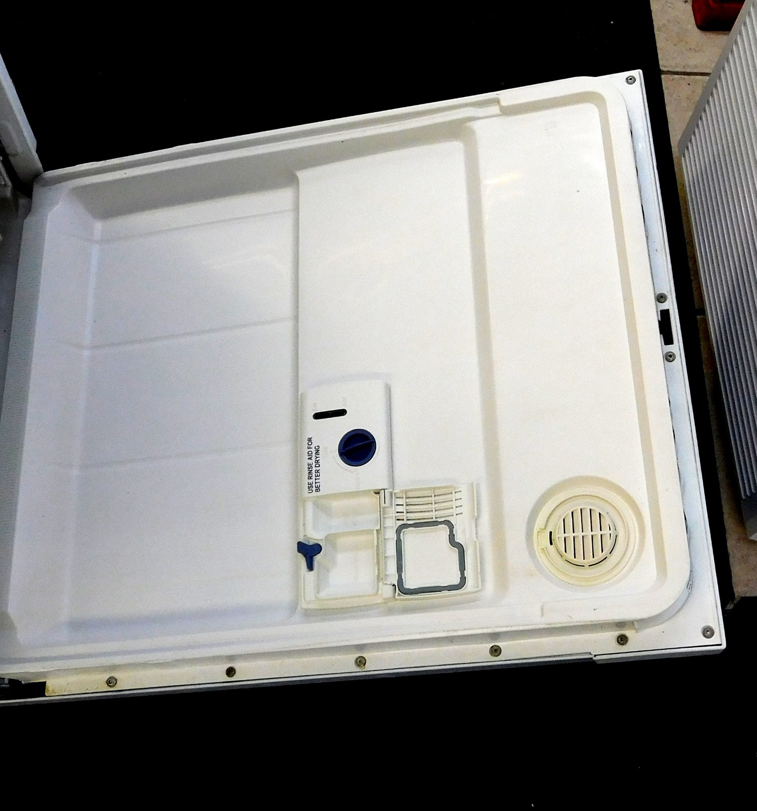 Kenmore Electric Dishwasher 665.13452K901 23x23 7/2x33 1/2