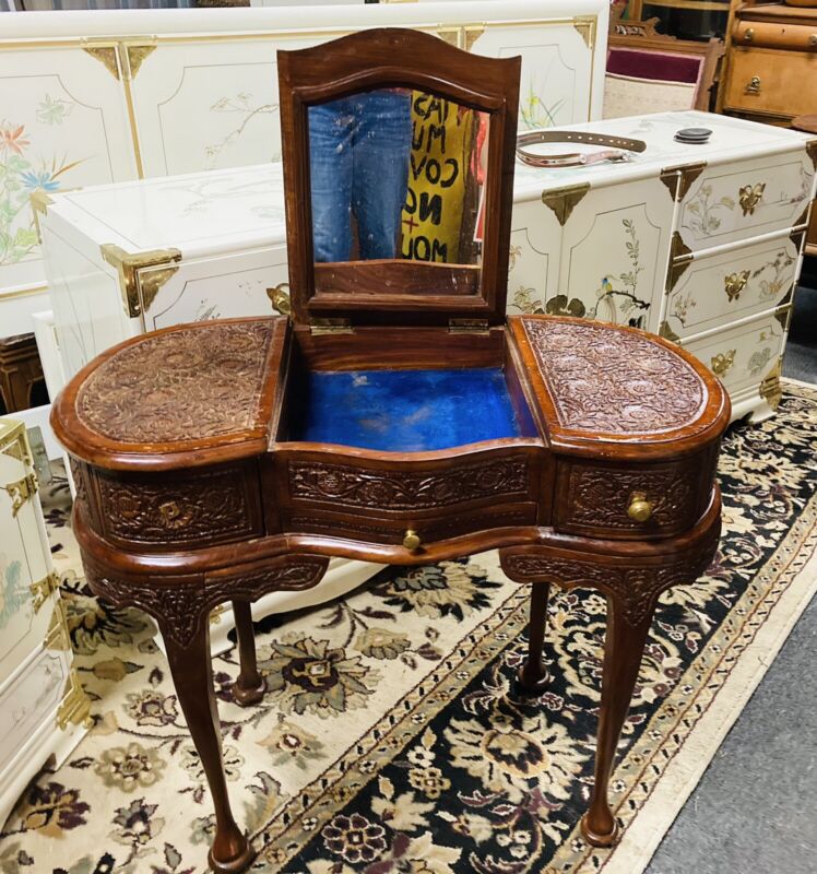 Vintage Kidney Desk Vanity Pakistan Carved Ornate French Secretary ￼￼Bureau Old