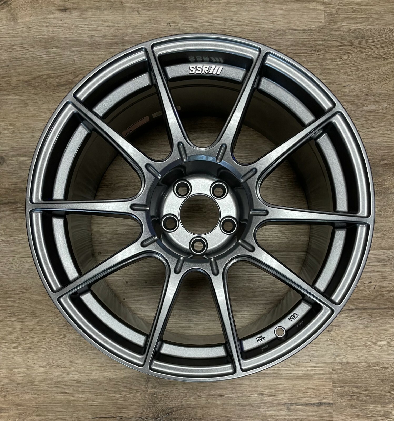SSR GTX01 18x9.5 +40 5x114.3 Dark Silver (Set of 4) XA18950+