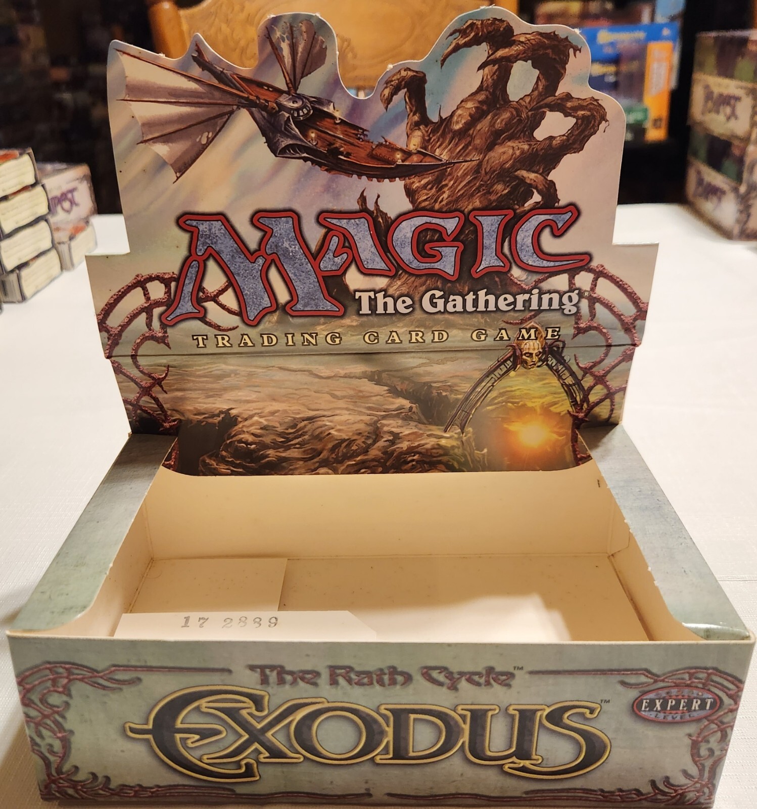 マジック:ザ・ギャザリング  exodus MTG: EXODUS empty Booster Pack display box; moderate wear