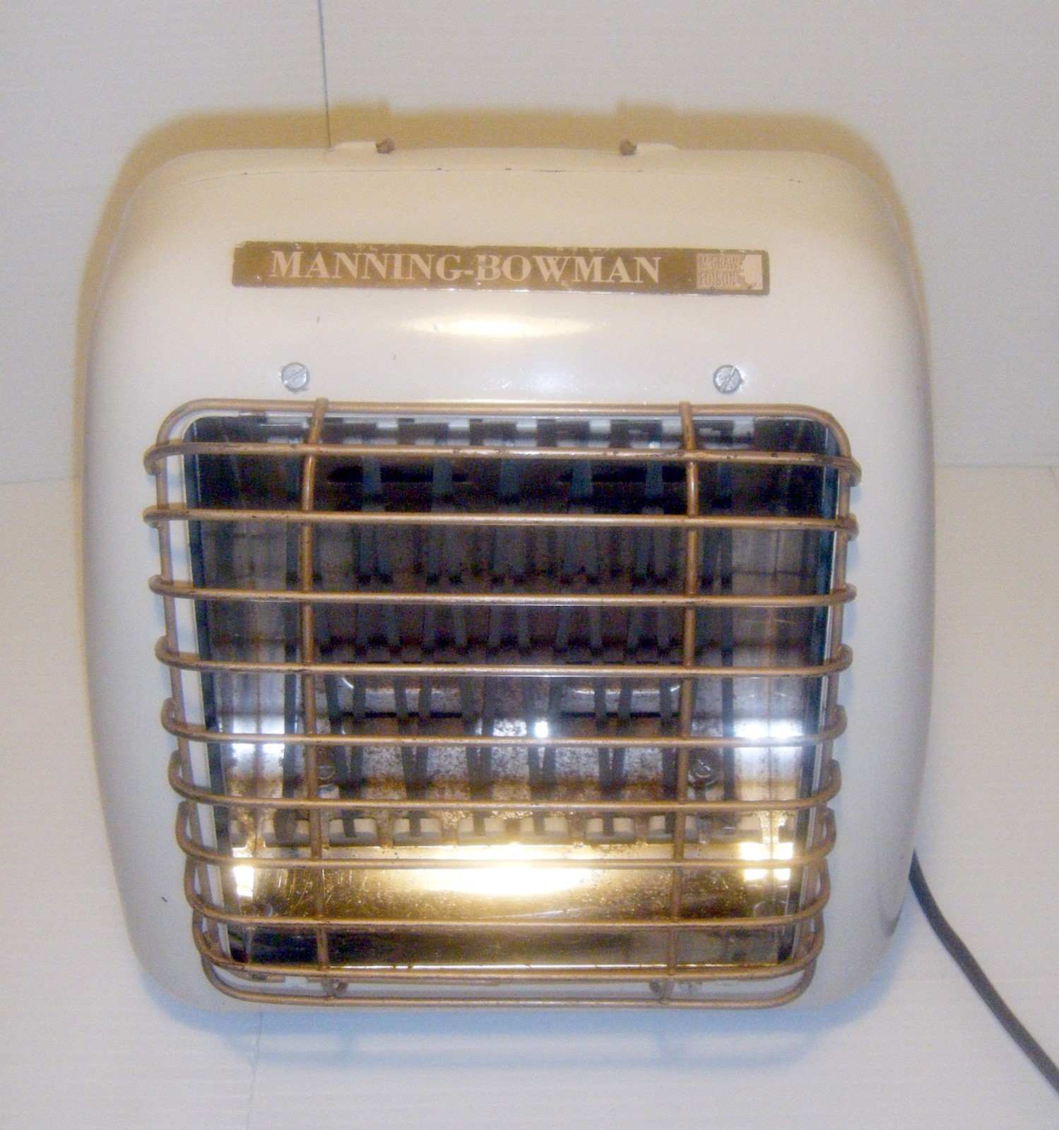 Vintage Manning Bowman Electric Heater