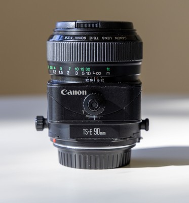 Canon TS-E 90mm f/2.8 Tilt Shift MF EF Mount Lens