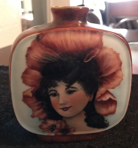 Small Beautiful Lady Portrait Vase