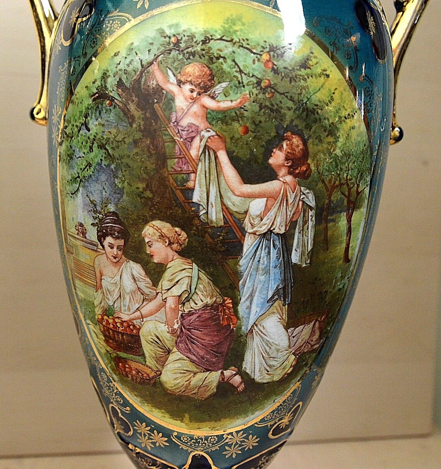 PAIR LARGE STUNNING ANTIQUE 18