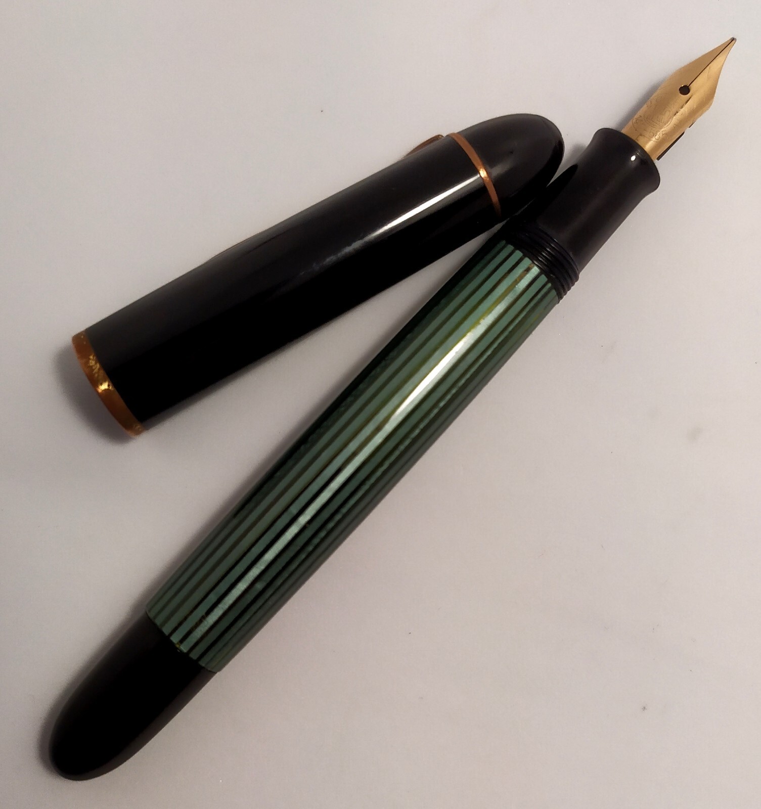 Vintage Pelikan 140 Fountain Pen, 14kt F Nib | eBay Vintage Pelikan 140 Fountain Pen, 14kt F Nib | eBay