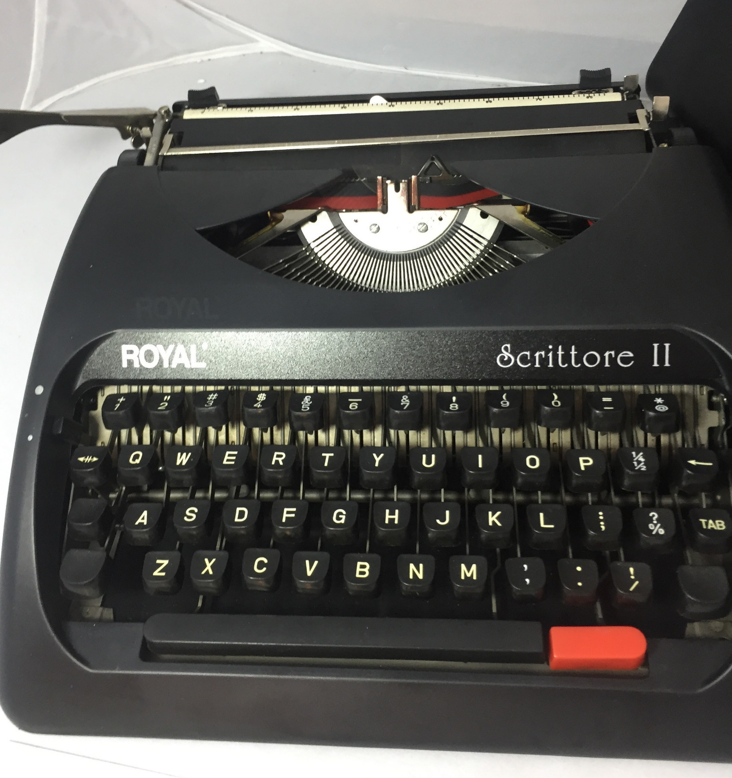 Royal Scrittore II Manual Typewriter