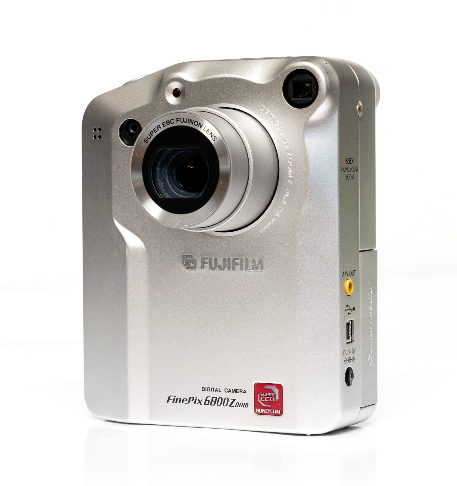 FUJIFILMファインピクス6800Zジャンク品。 FUJIFILM デジタルカメラ