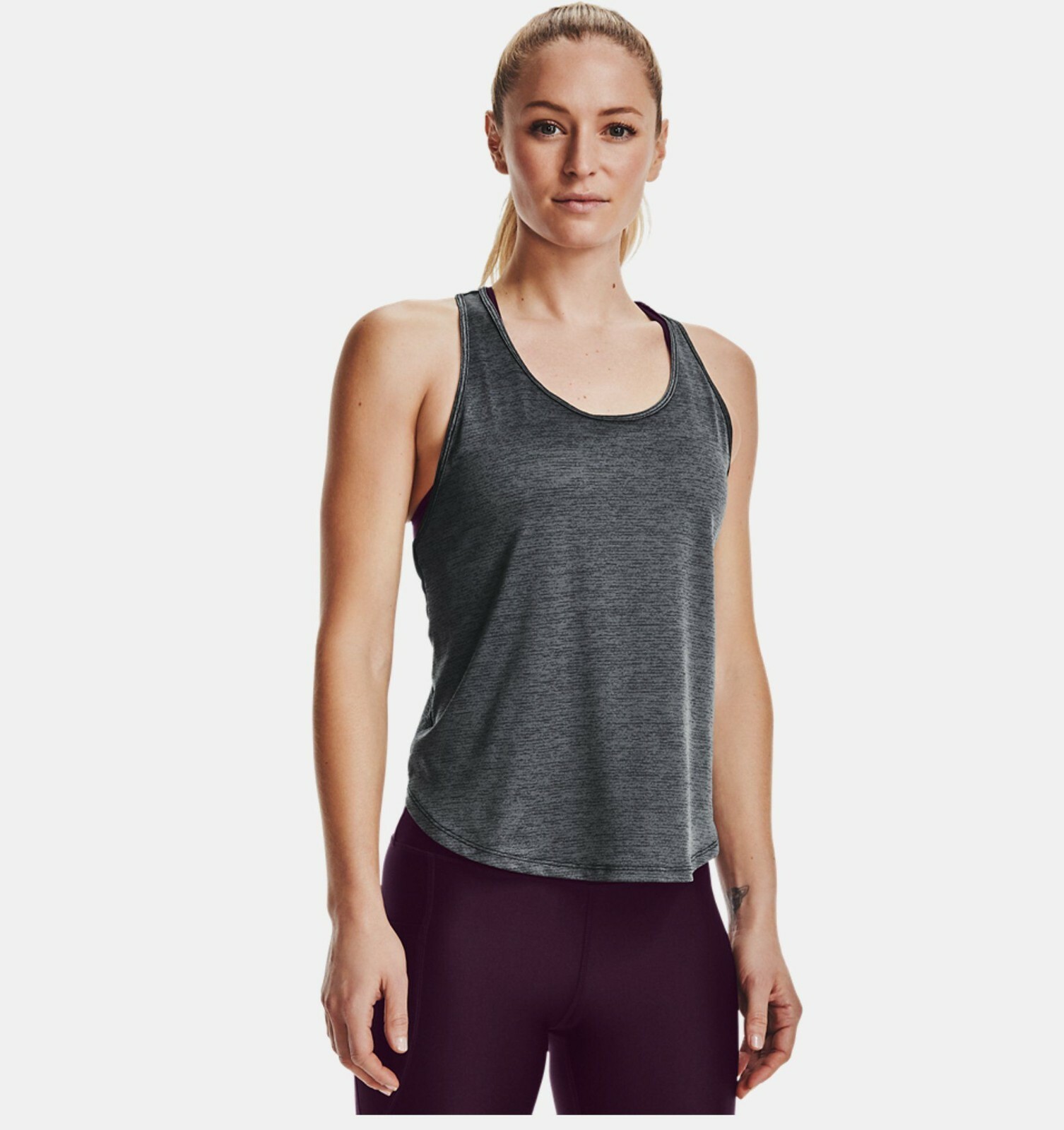 

Черная белая майка Under Armour Tech Vent для женщин, спортивная одежда, футболка для активного отдыха, Черный, Under Armour Tech Vent Tank Top