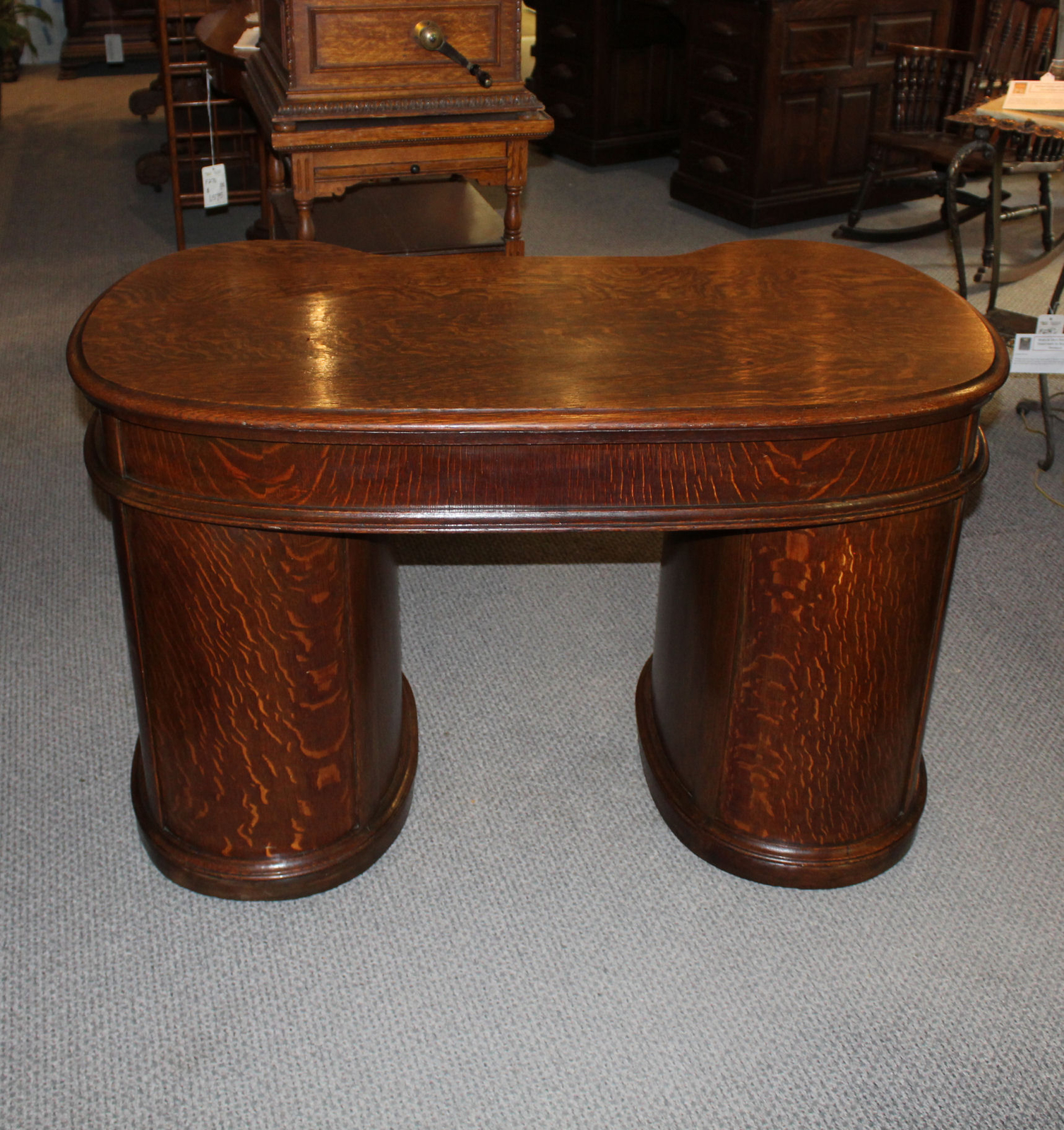 Antique quarter sawn Oak Kidney Shaped Desk – original finish