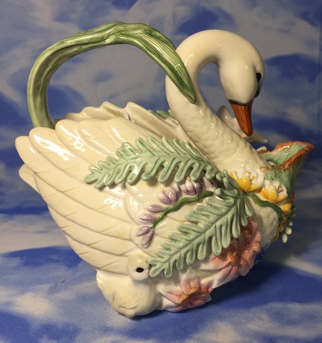 Beautiful Large Fitz & Floyd Classics 