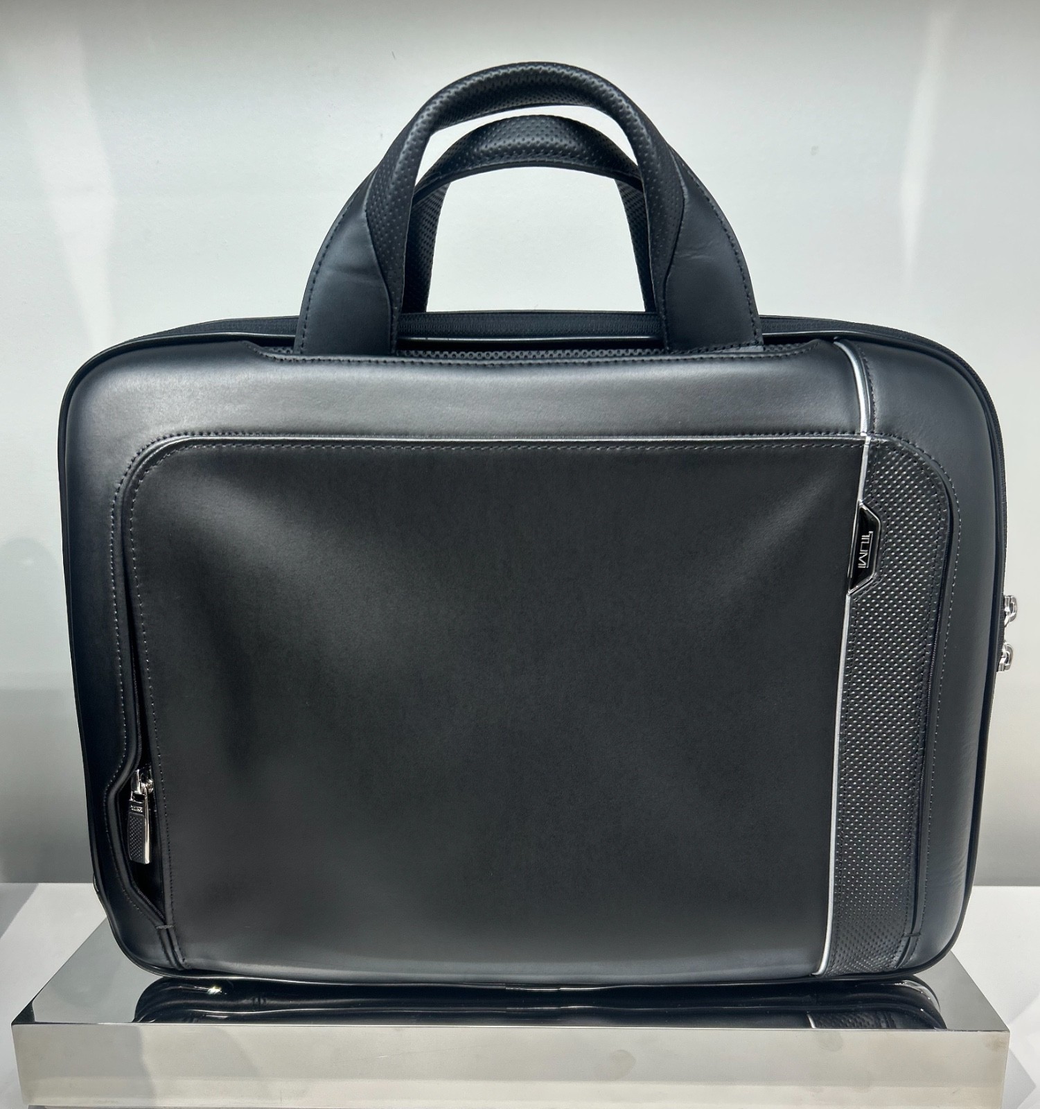 $_57.JPG?set_id=880000500F