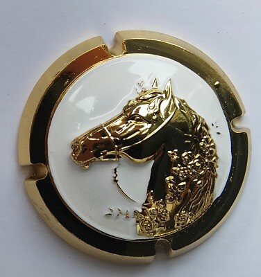 Comtesse La Fée Champagne Cheval Or Et Blanc 