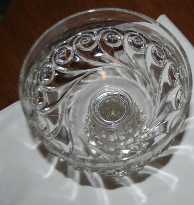 Beautiful antique EAPG SNAIL pattern covered compote 12