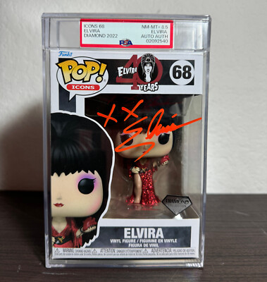 SIGNED FUNKO POP! 40 YEARS DIAMOND - ELVIRA #68 PSA AUTHENTICATED - Free Shippin