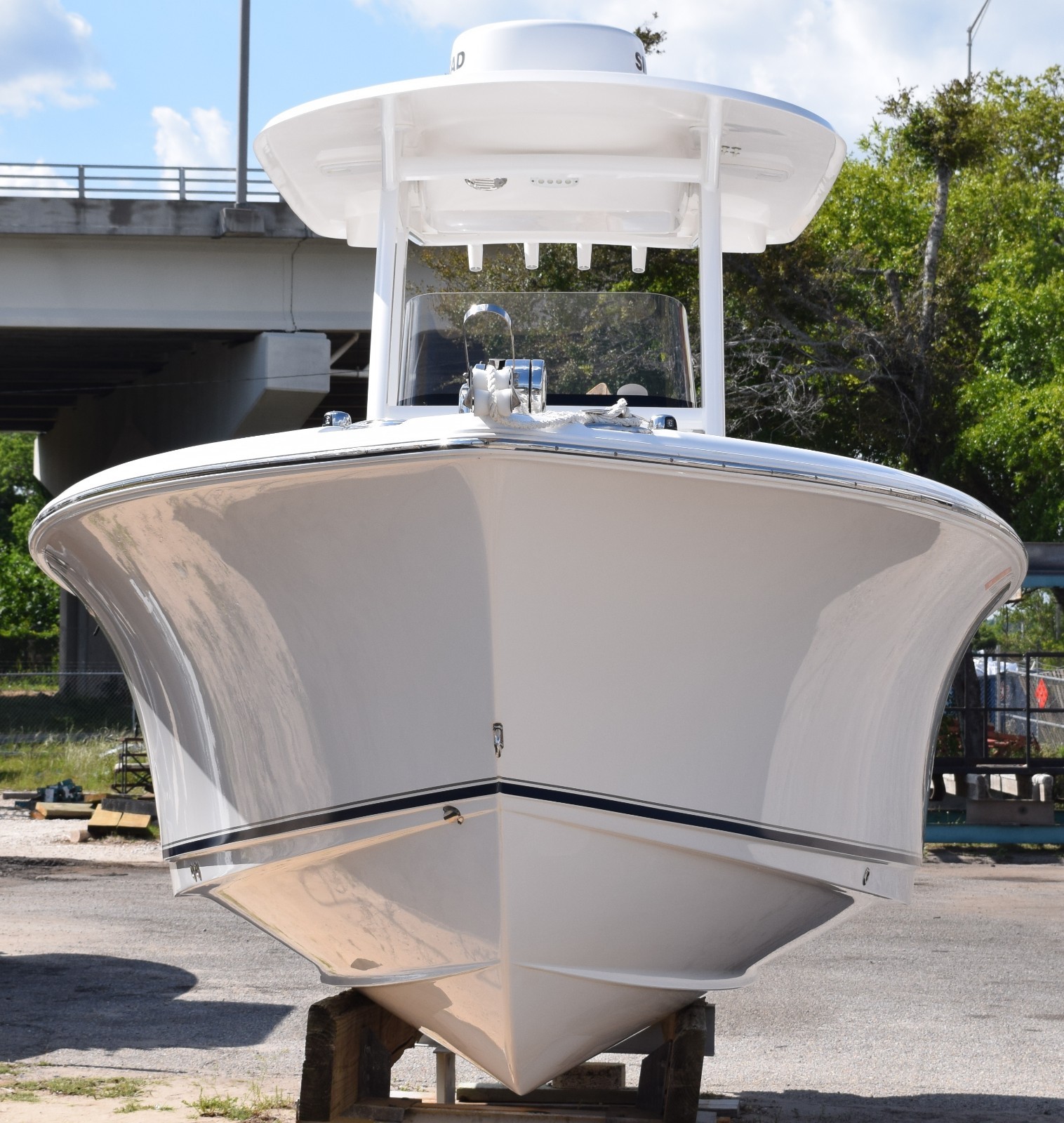 2015 Sea Hunt 25 Game Fisher, low hours, loaded, no trailer